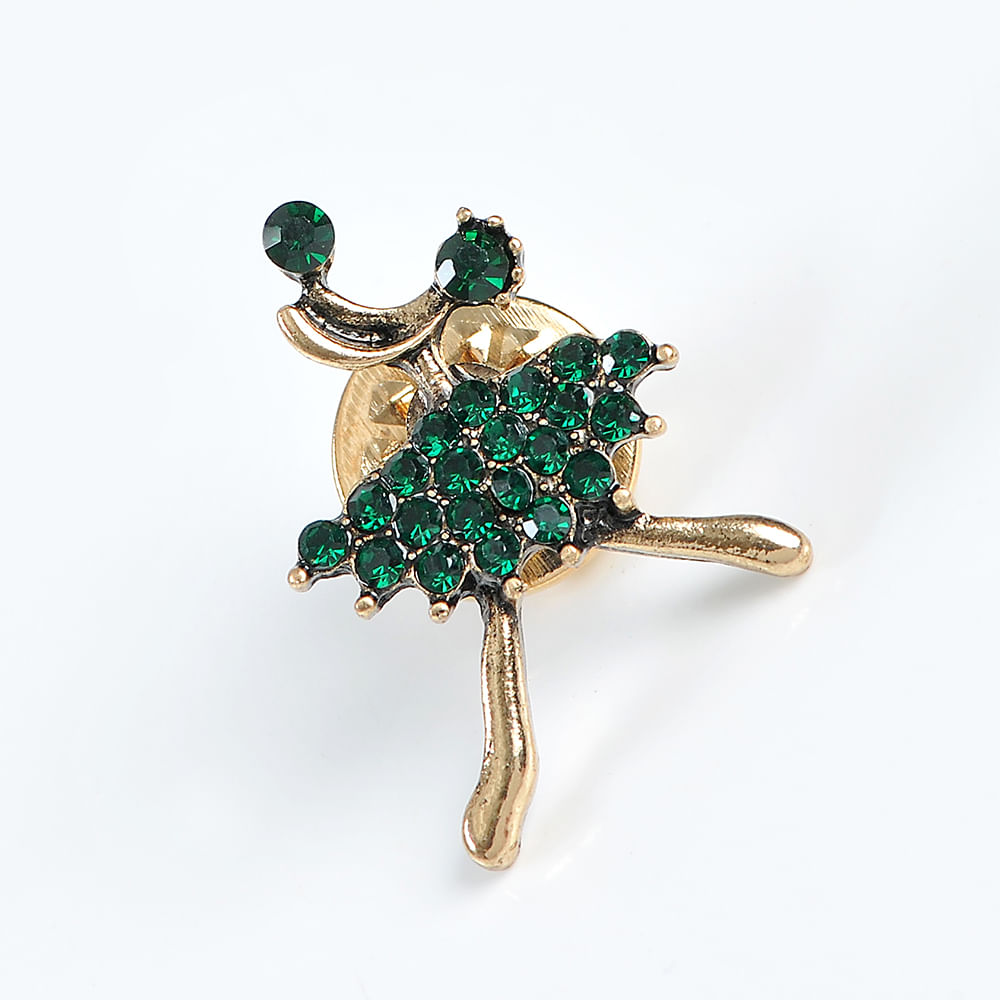 Brosa martisor balerina cu fusta verde