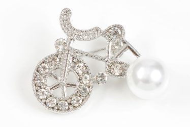 Brosa martisor bicicleta argintie