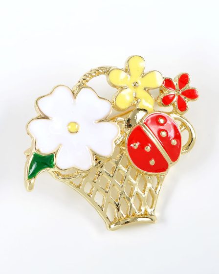 Brosa martisor cos auriu cu flori colorate