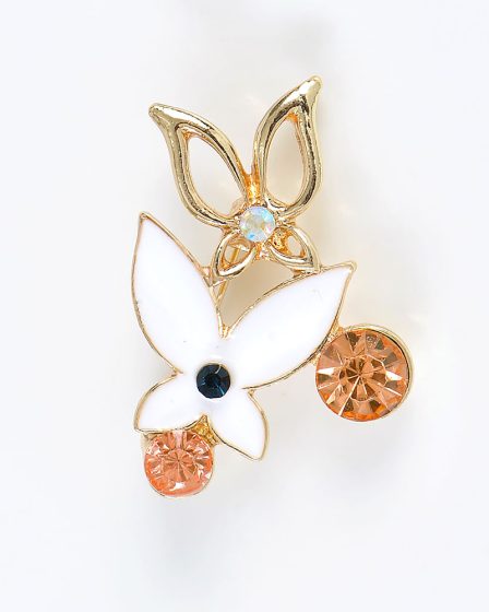 Brosa martisor cu fluturi