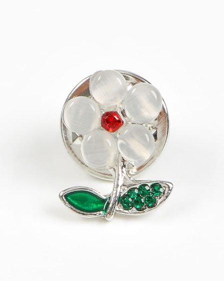Brosa martisor floare alba