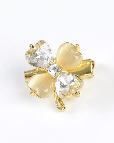 Brosa martisor floare aurie