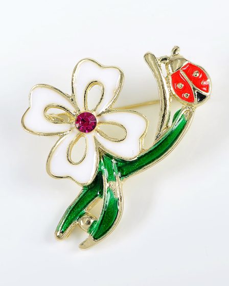 Brosa martisor floare cu buburuza