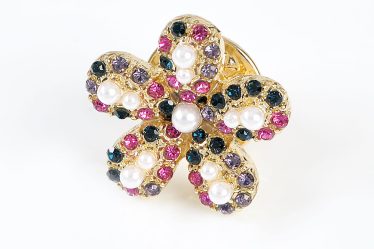 Brosa martisor floare multicolora