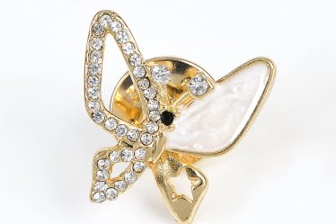 Brosa martisor fluture auriu cu alb