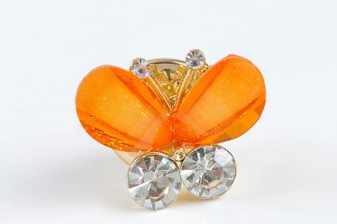 Brosa martisor fluture cu aripi portocalii