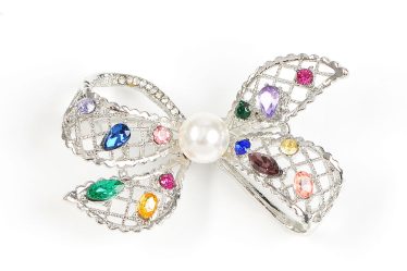 Brosa martisor funda decorata cu pietre multicolore