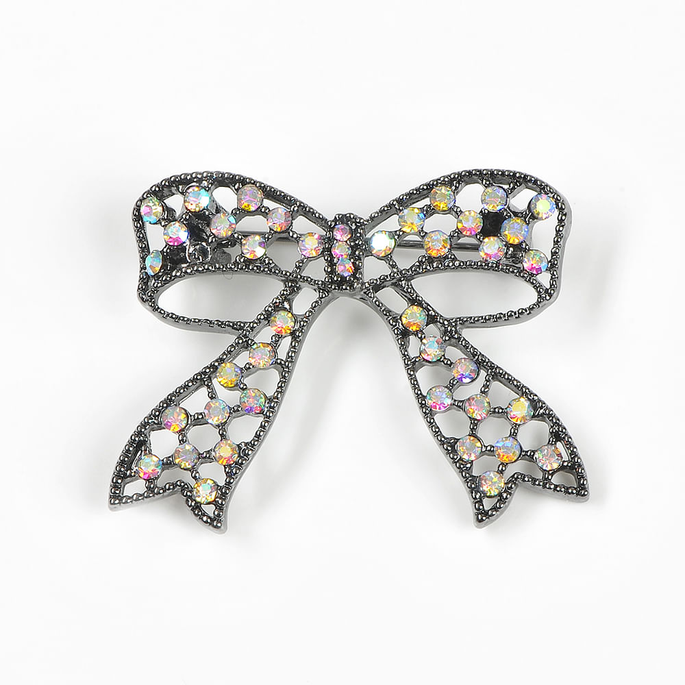 Brosa martisor funda neagra cu pietre albe