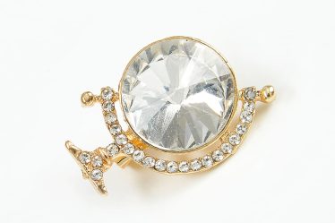 Brosa martisor glob pamantesc