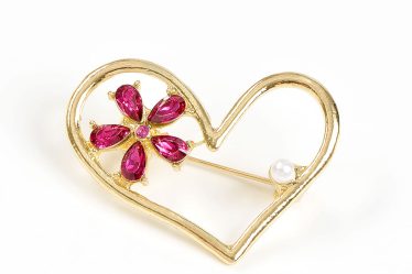 Brosa martisor inima cu floare mov