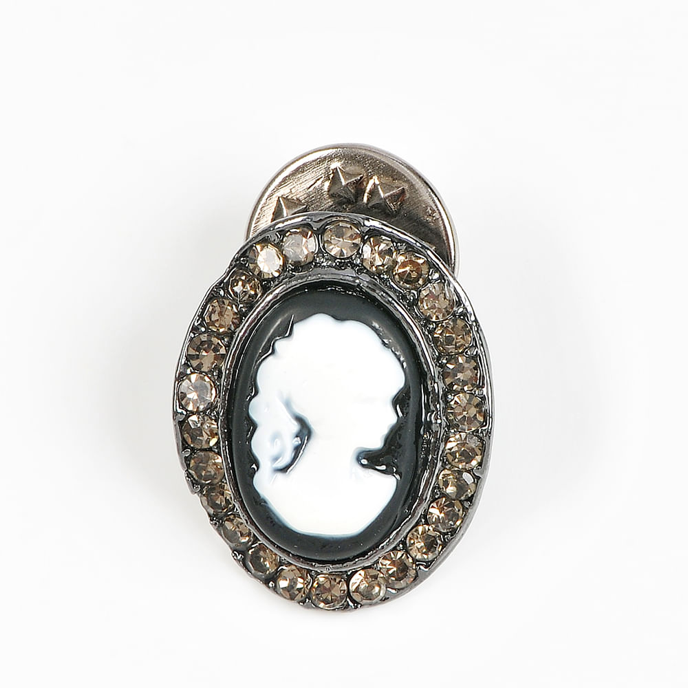 Brosa martisor ovala Dama cu Camelii