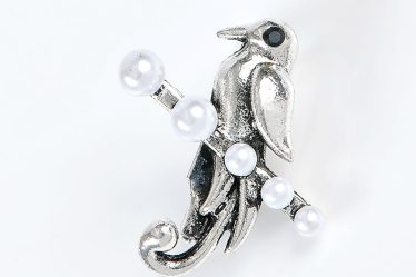 Brosa martisor pasare argintie