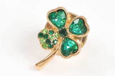 Brosa martisor trifoi auriu cu pietre verzi