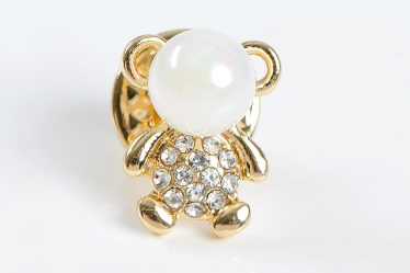 Brosa martisor ursulet auriu