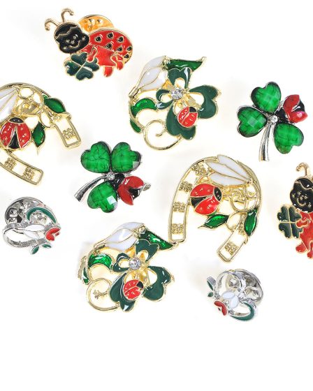 Set 10 brose martisor Vestitorii primaverii