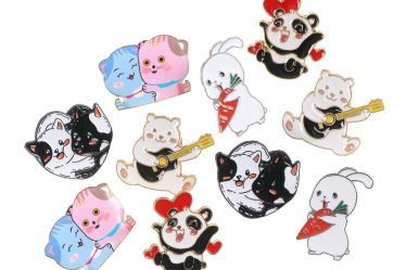 Set 10 brose martisor cu animale colorate