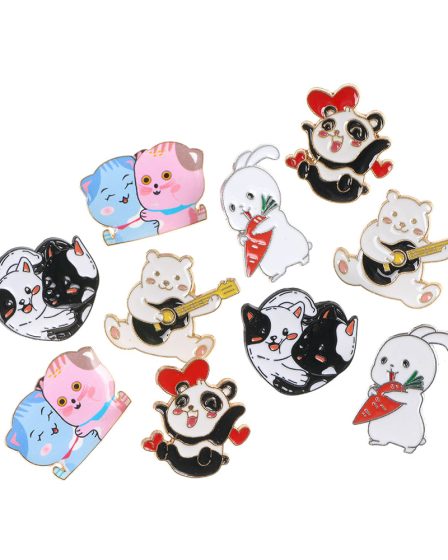 Set 10 brose martisor cu animale colorate