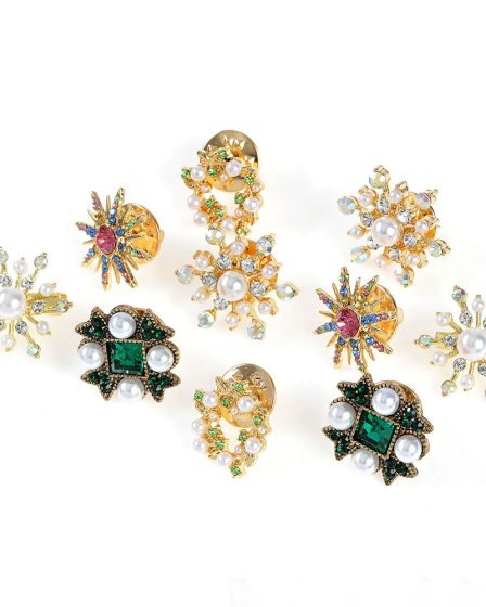Set 10 brose martisor cu perle si pietre acrilice