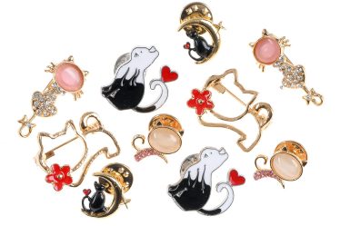 Set 10 brose martisor cu pisici colorate