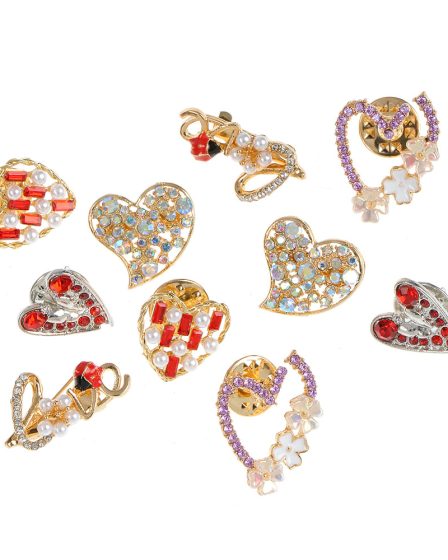 Set 10 brose martisor inima