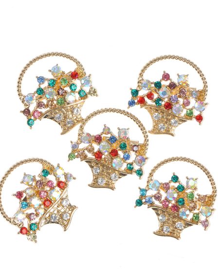 Set 5 brose martisor cos cu flori