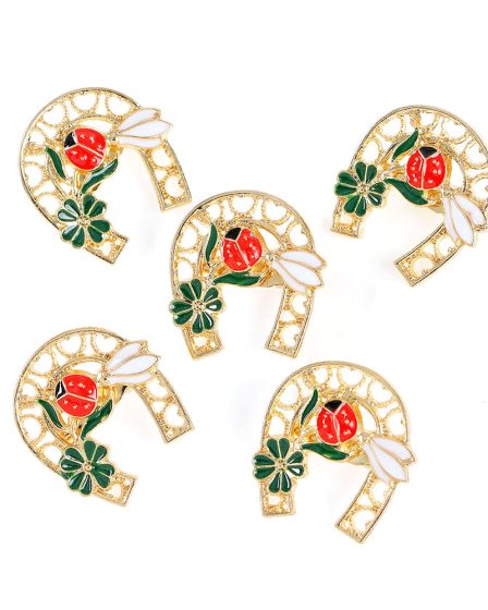 Set 5 brose martisor cu potcoava