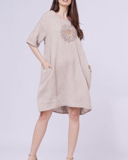 Rochie bej midi din in cu floare din paiete mate pe piept