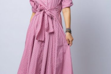 Rochie camasa roz prafuit cu bulinute