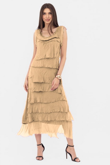 Rochie  camel din matase si vascoza cu  volane franjurate suprapuse