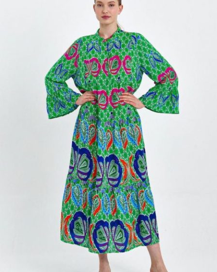 Rochie cu imprimeu boho pe fond verde