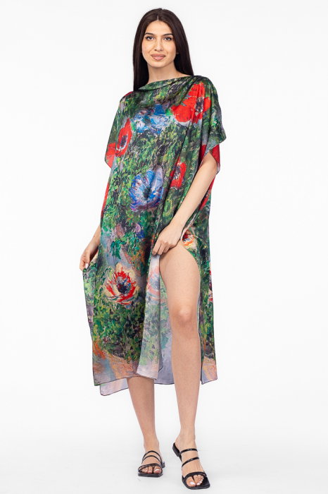 Rochie de plaja lunga tip poncho din matase cu imprimeu impresionist