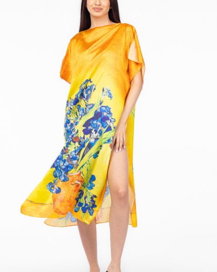 Rochie de plaja lunga tip poncho din matase cu imprimeu inspirat din pictura    Irisi   a lui Vincent Van Gogh