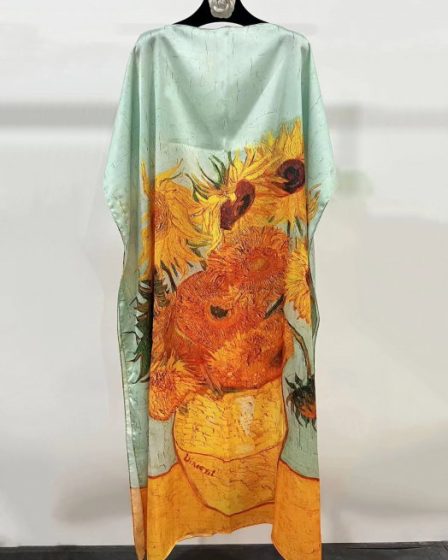 Rochie de plaja lunga tip poncho din matase cu reproducere dupa    Floarea Soarelui   de Van Gogh