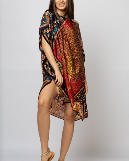 Rochie de plaja tip poncho din matase cu Pomul Vietii pe fond rosu