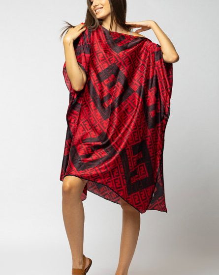 Rochie de plaja tip poncho din matase imprimat cu model geometric rosu si negru