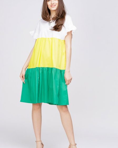 Rochie din poplin de bumbac cu trei volane colorate verde - galben - alb