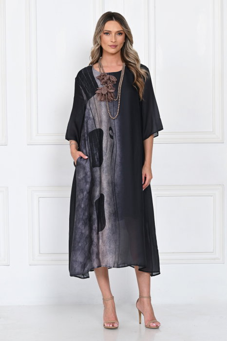 Rochie eleganta satinata A-line cu imprimeu abstract si croi lejer fluid
