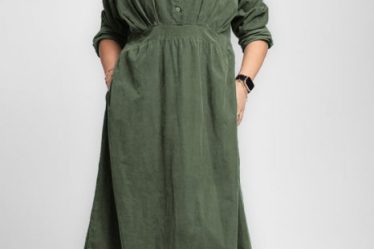 Rochie masura mare din catifea reiata taiata in talie
