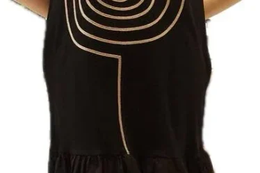 Rochie neagra din jerseu cu aplicatie aurie Lollipop si volan de poplin de bumbac