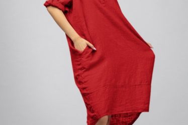 Rochie rosie din in Stella Milani cu inel metalic pe spate