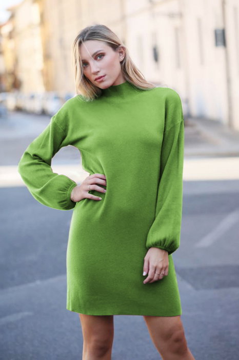 Rochie scurta tricotata cu maneca bufanta