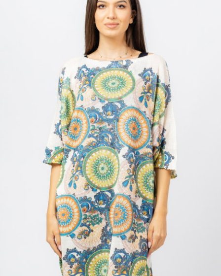 Rochie scurta tricotata cu maneca fluture si imprimeu mandale