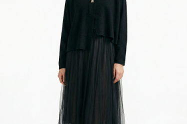 Rochie suprapusa din tulle  cu puloveras cu nasturi metalici neagra