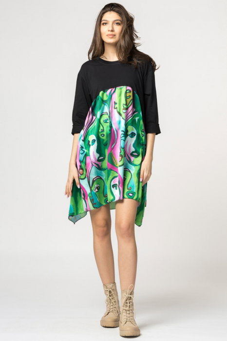 Rochie trendy cu imprimeu chipuri predominant verde