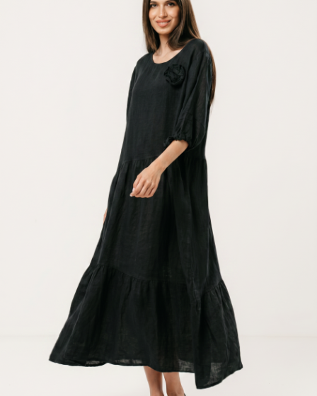 Rochie maxi de vara din in negru cu croi lejer si floare decorativa